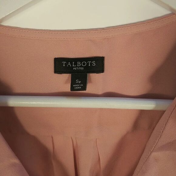 Talbots Petit Ruffled V Neck Tank Top size… - Picture 9 of 11